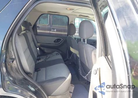 2004 Ford Escape Xlt from USA, damaged, VIN 1FMCU93184KB23772